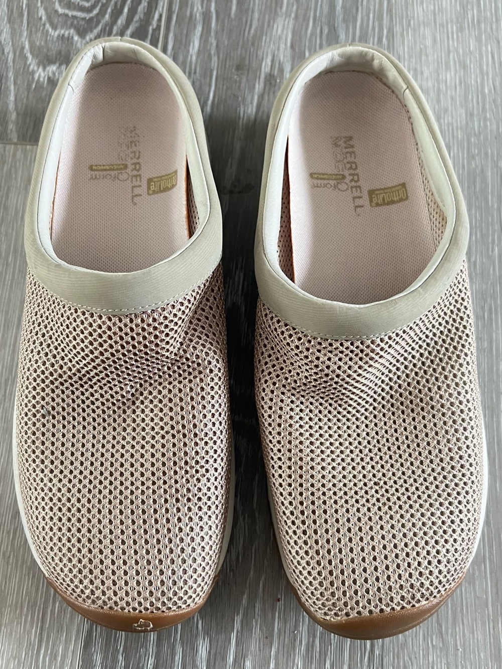 Merrell Women's Slip-On Mesh Mules in Light Pink and Tan Trim